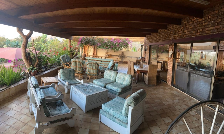 Commercial Property for Sale in Hartbeespoort Rural North West